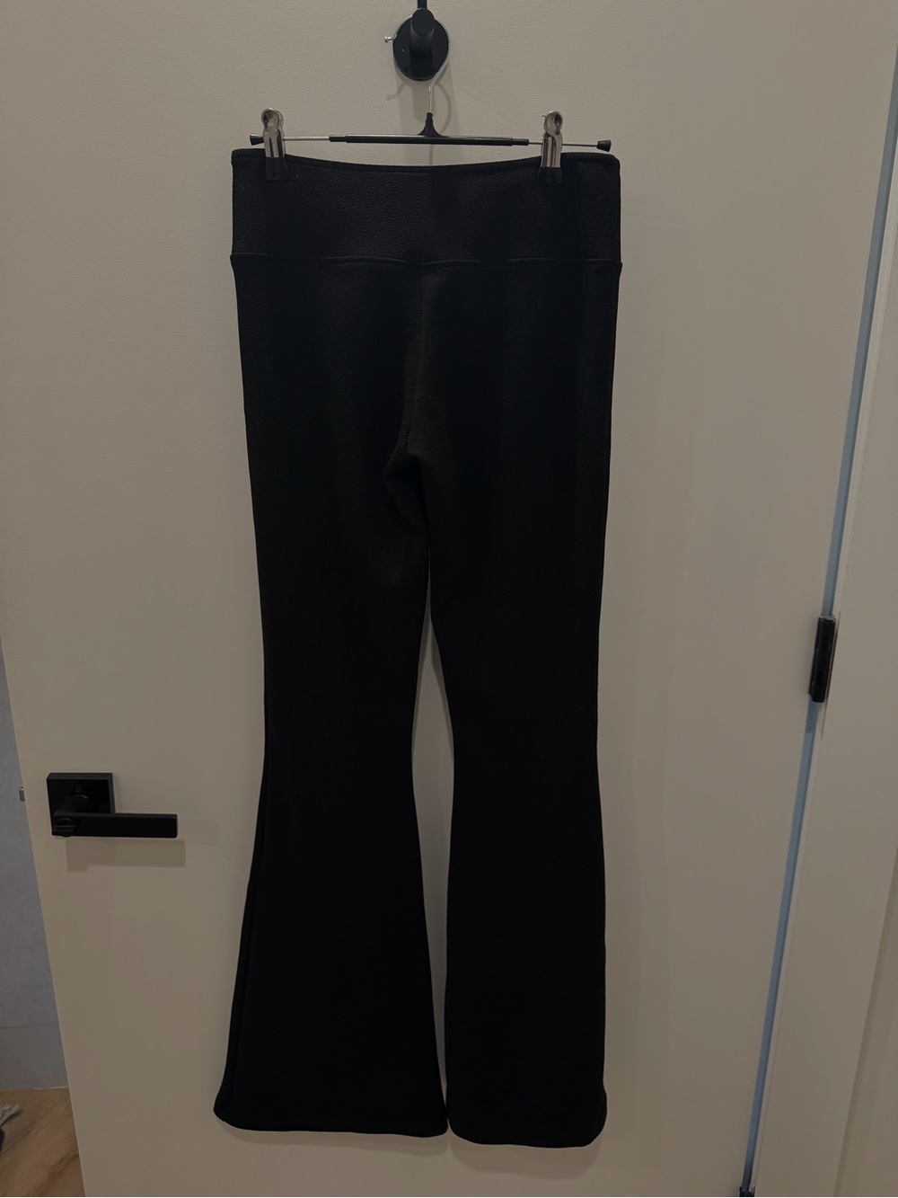 Urban Outfitters Black Flared Leggings - Picture 3 of 3